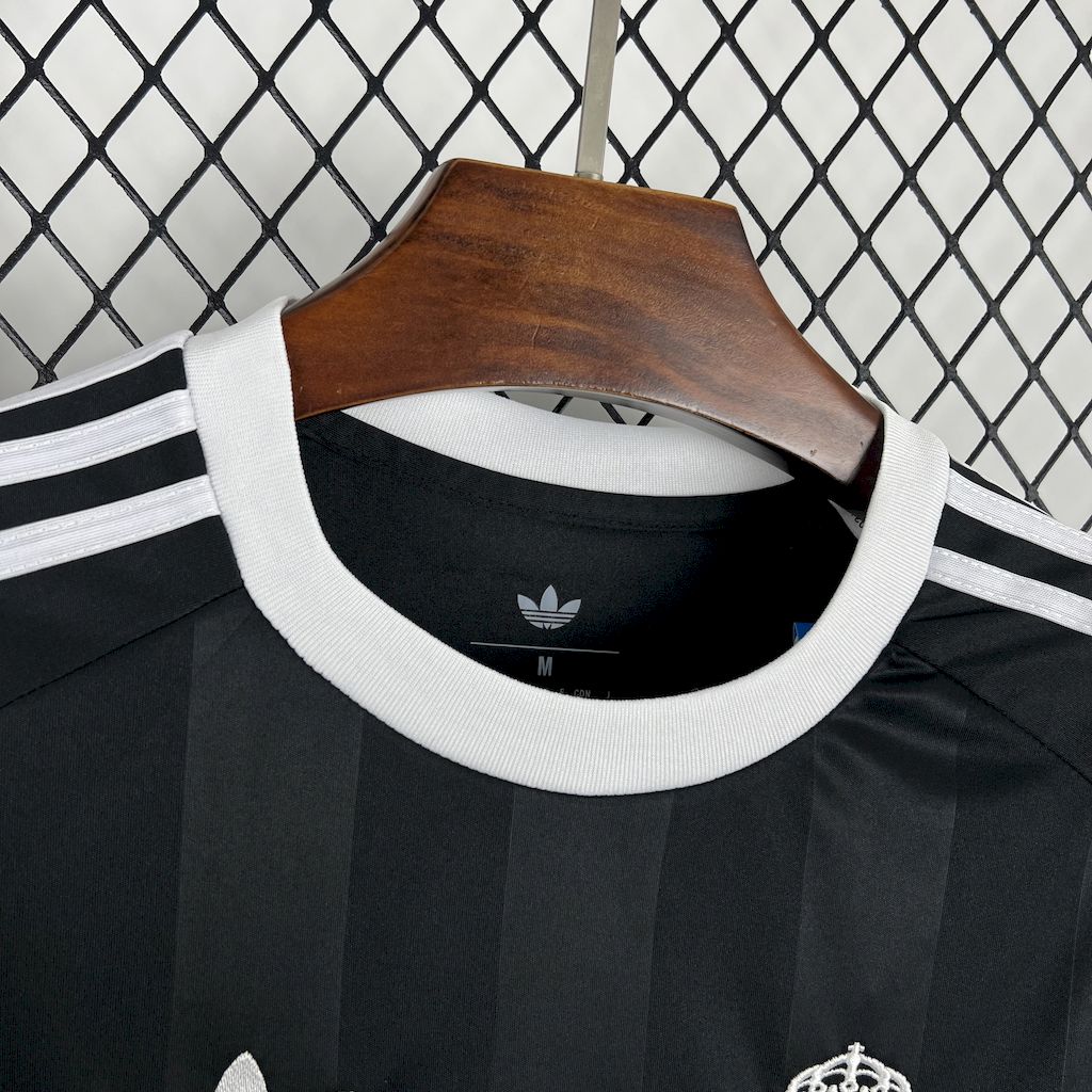 Real Madrid 2025/26 Training Jersey