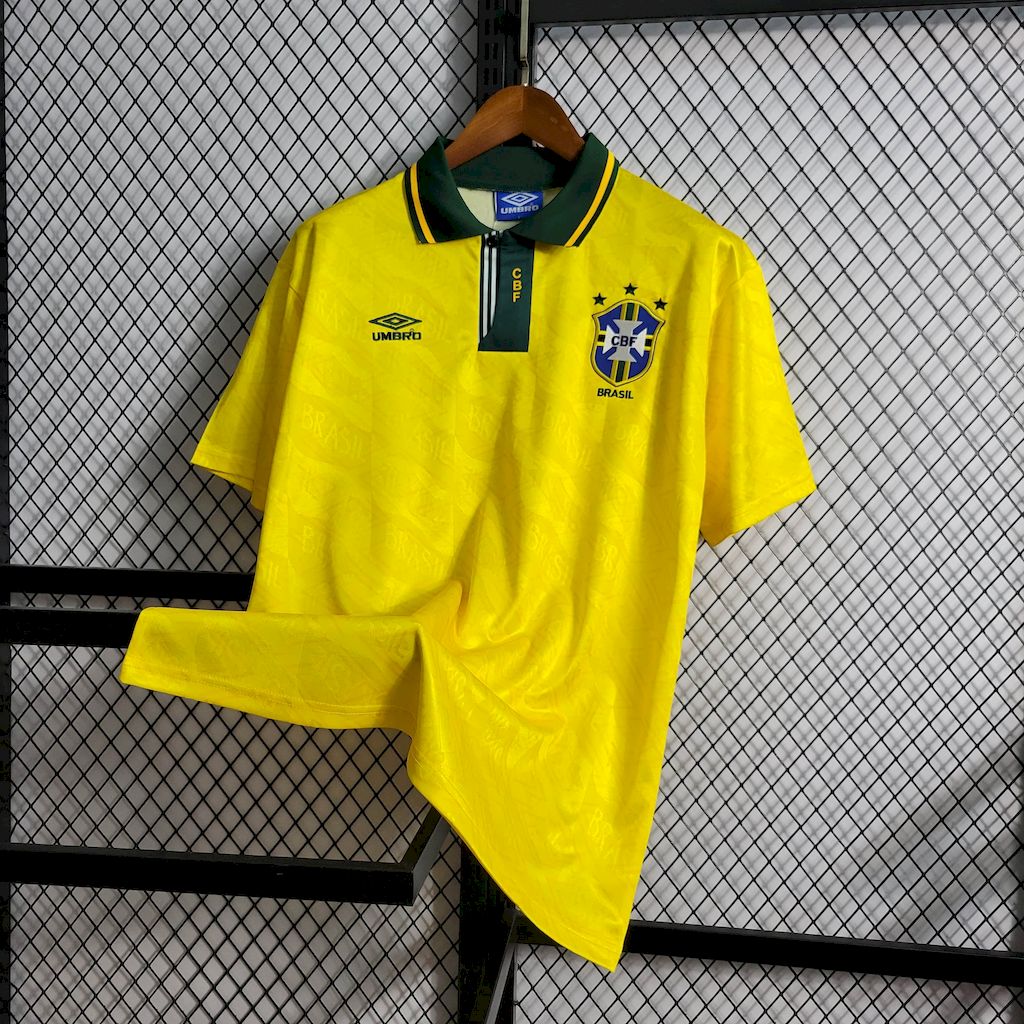 Camisa retrô titular do Brasil 1991/93