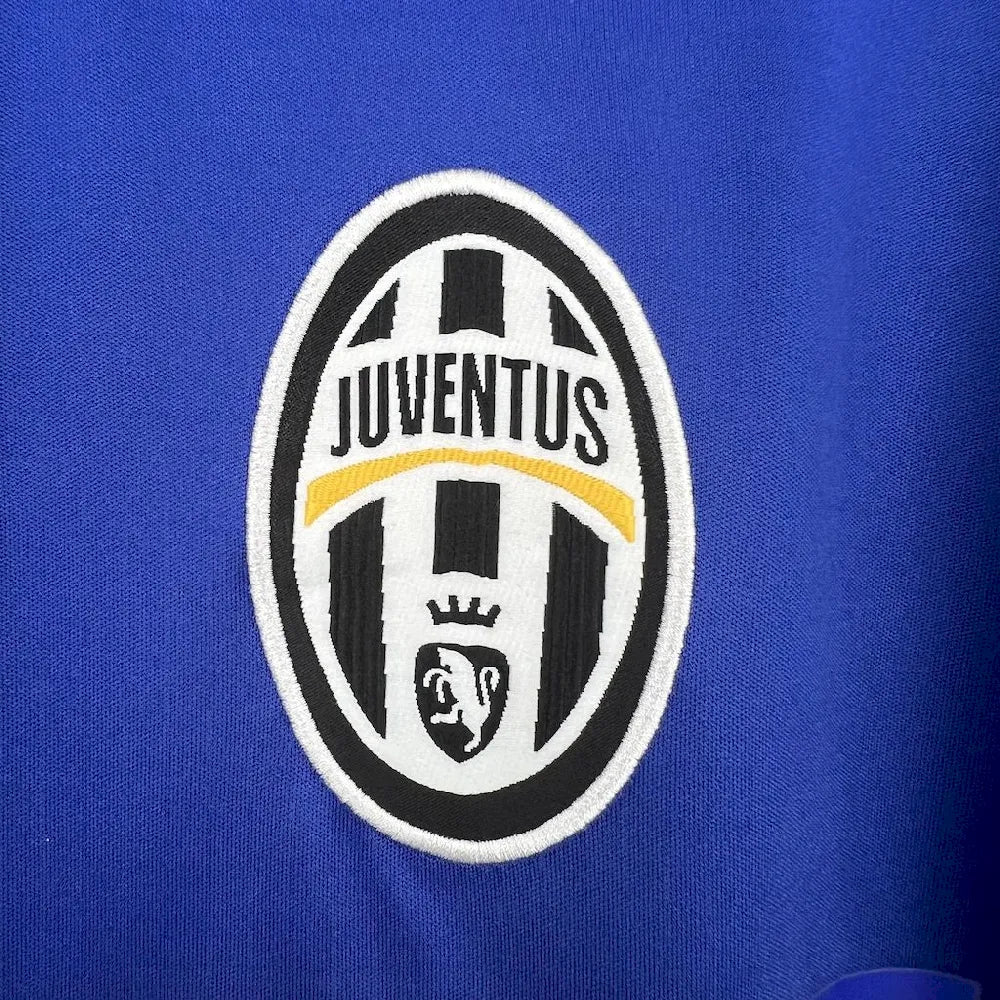 Juventus 2004/05 Away Retro Jersey