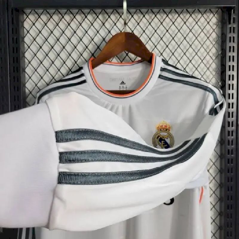 Camisa retrô manga longa do Real Madrid 2013/14 Home