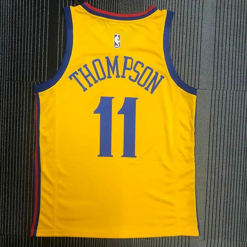 Camisa Klay Thompson Amarela Swingman Versão Jogador Masculina – Edição City