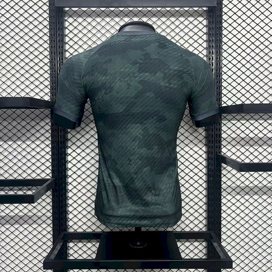 Maillot édition spéciale Real Madrid 2024/25, version joueur 8