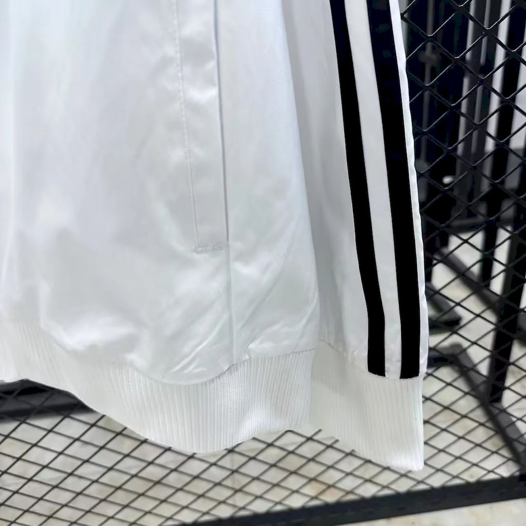 Colo Colo 2025/26 Anniversary White Windbreaker