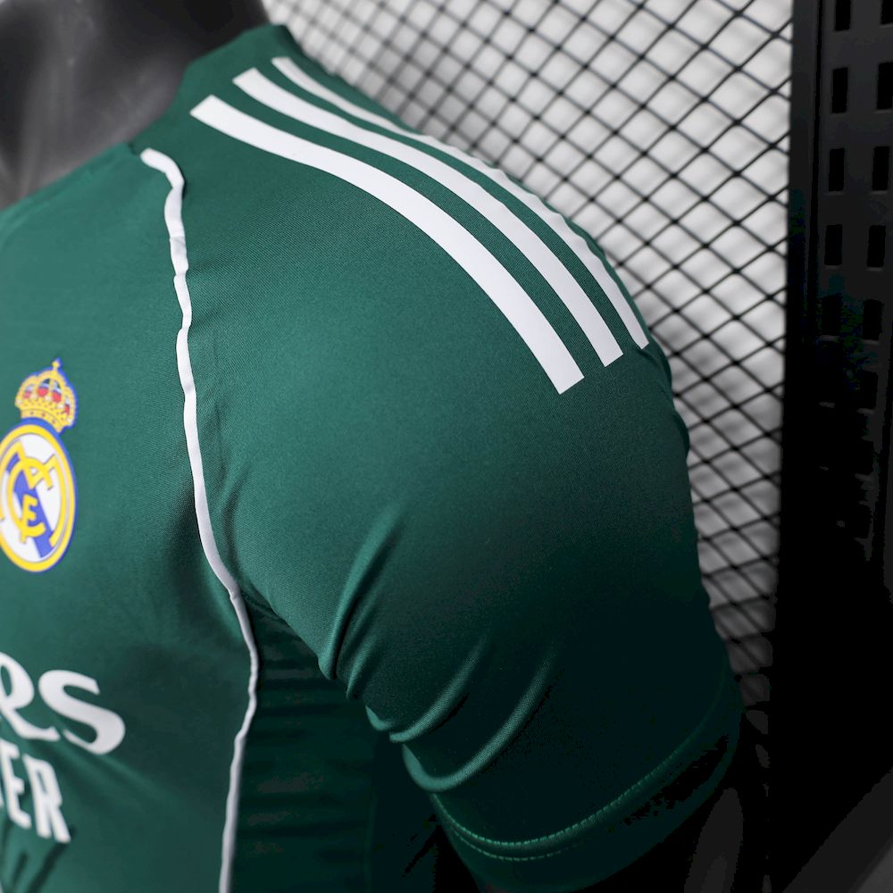 Real Madrid 2025/26 Green Special Edition Jersey Player Version