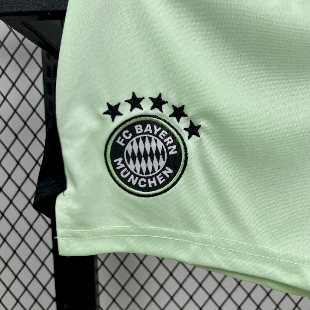 Bayern Munich 2025/26 Green Goalkeeper Kids Kit