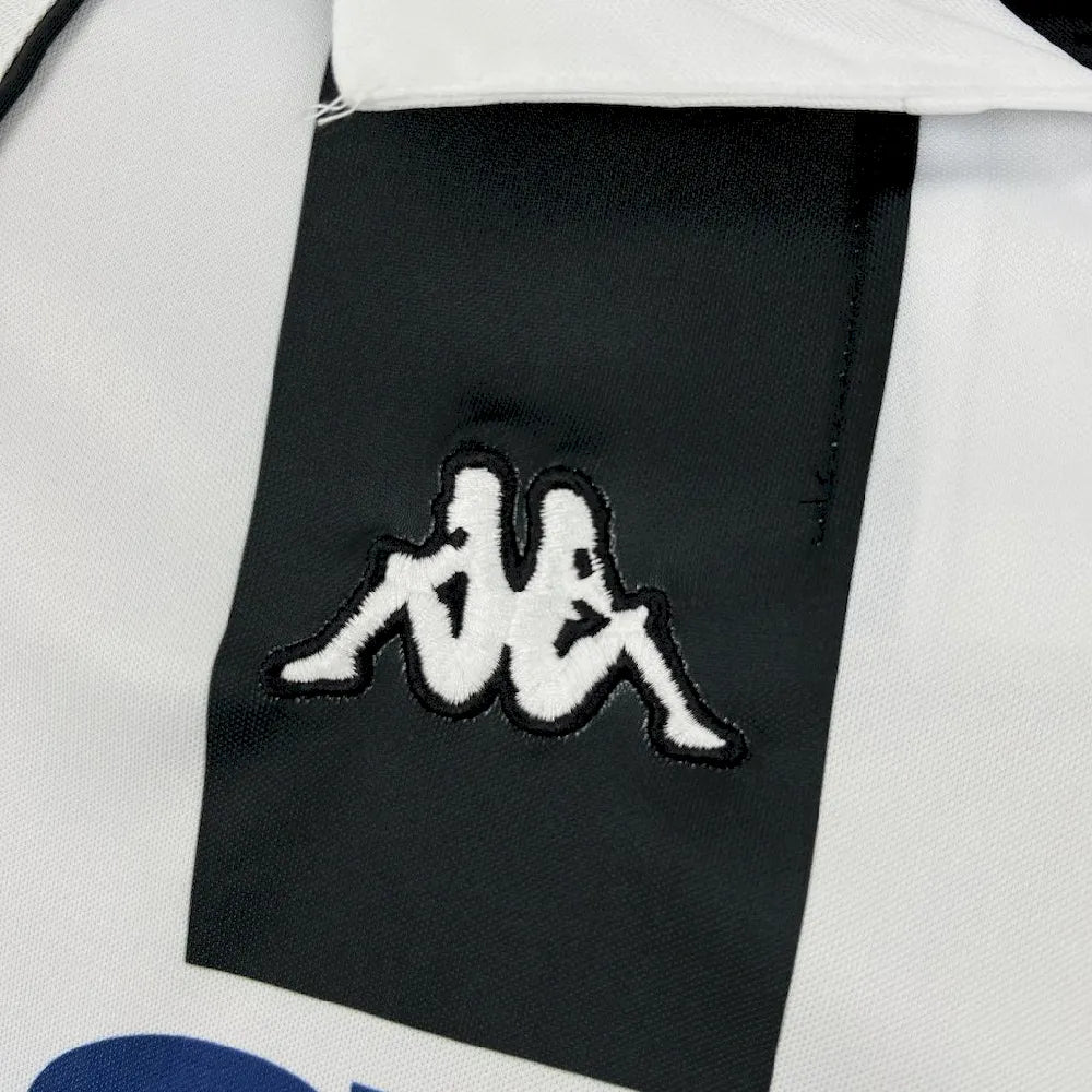 Camisa retrô titular da Juventus 1997/99