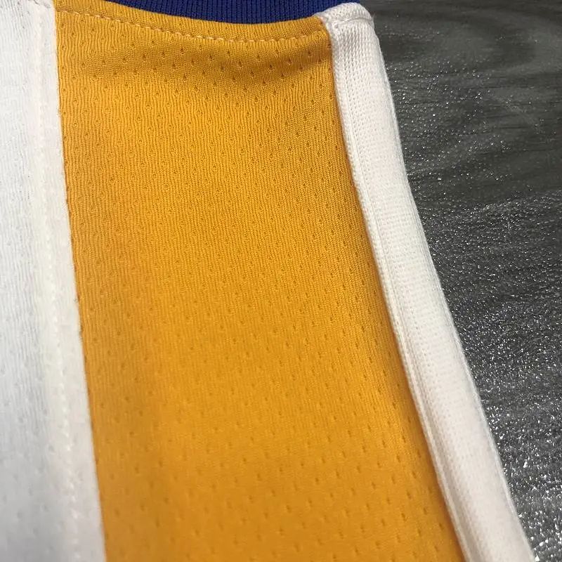 Camisa Stephen Curry Masculina Branca Versão Jogador – Edição Associação