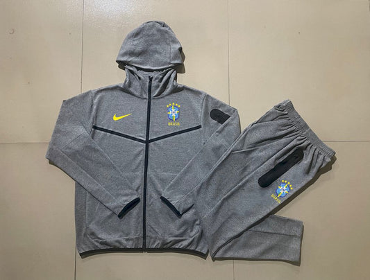 Moletom com capuz e calça Brasil 2023/24 815