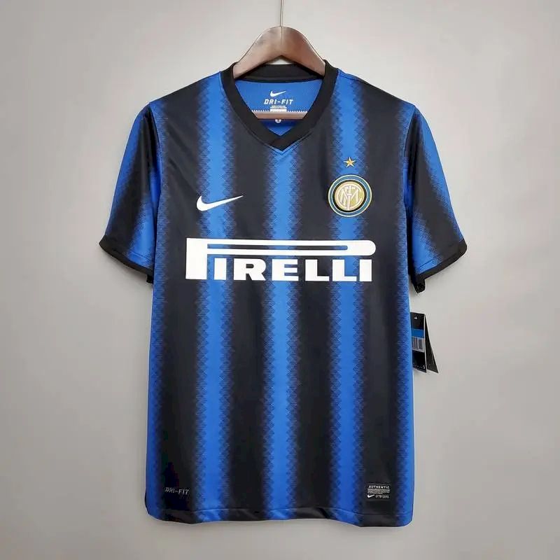 Camisa retrô da Inter de Milão 2010/11