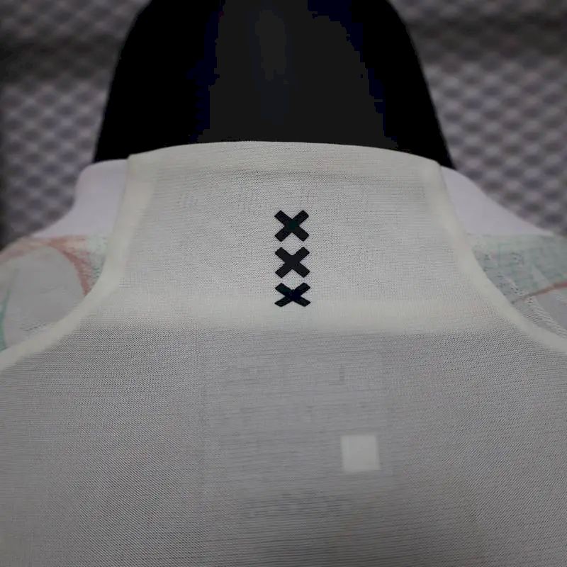 Camisa reserva do Ajax 2023/24, versão jogador