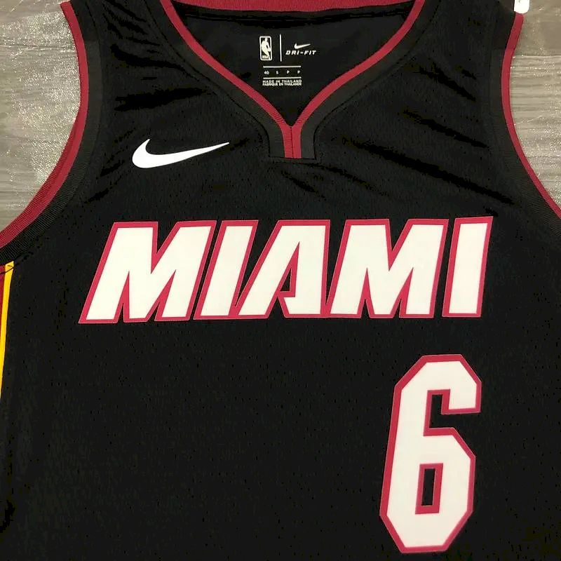 Men’s LeBron James 2020-21 Black Swingman Player Version Jersey – Icon Edition
