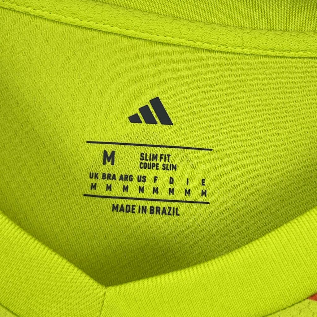 Camisa amarela de goleiro Flamengo 2025/26