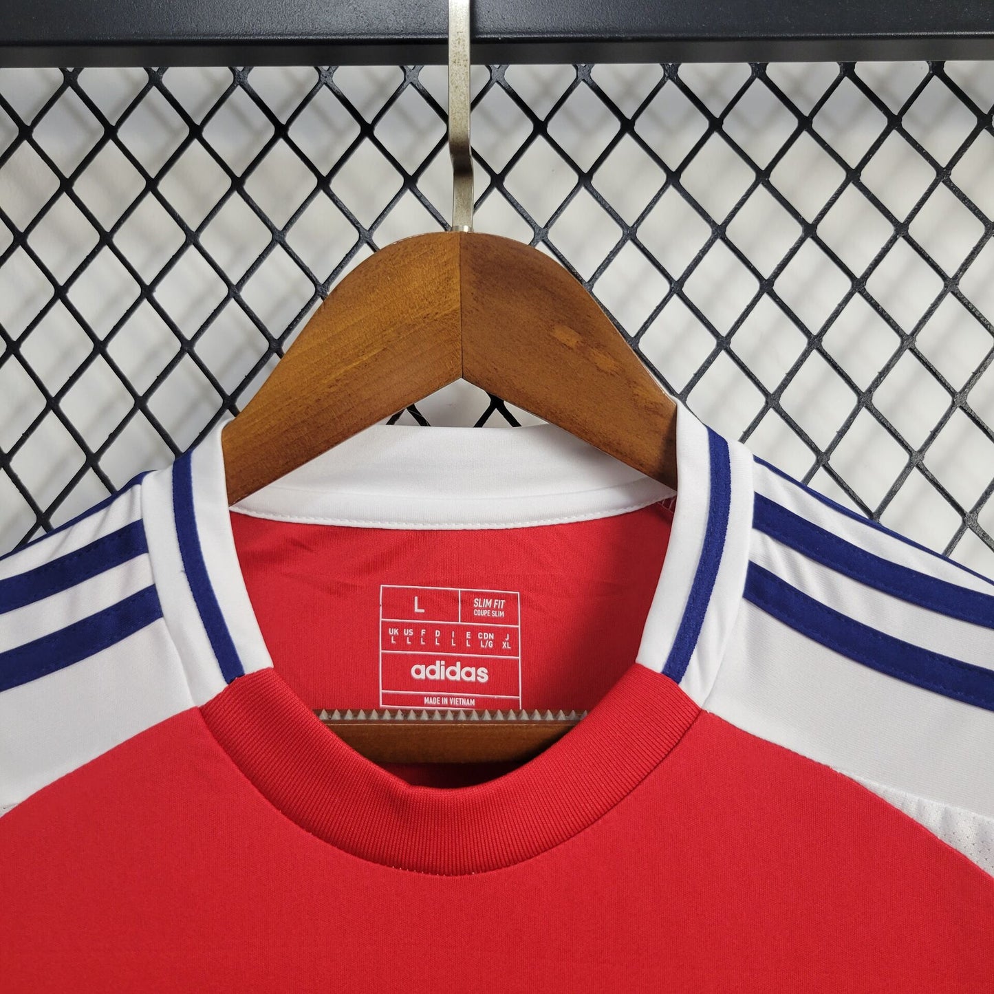 Camisa titular do Arsenal 2024/25