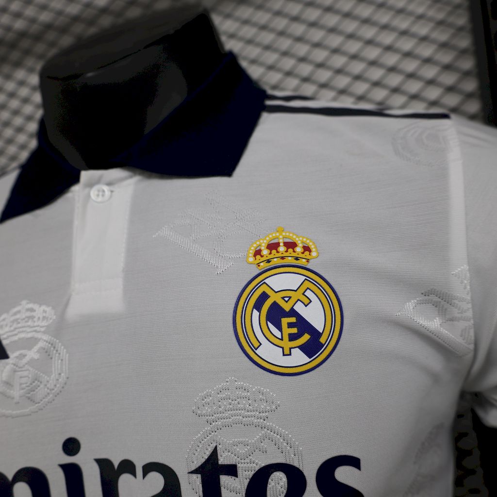 Maillot blanc édition spéciale Real Madrid 2025/26 version joueur