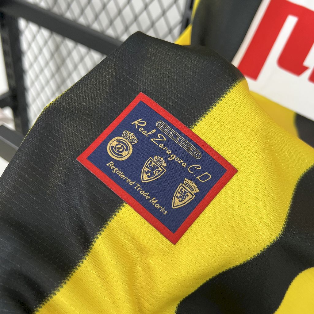 Camisa retrô do Real Zaragoza 1996/97