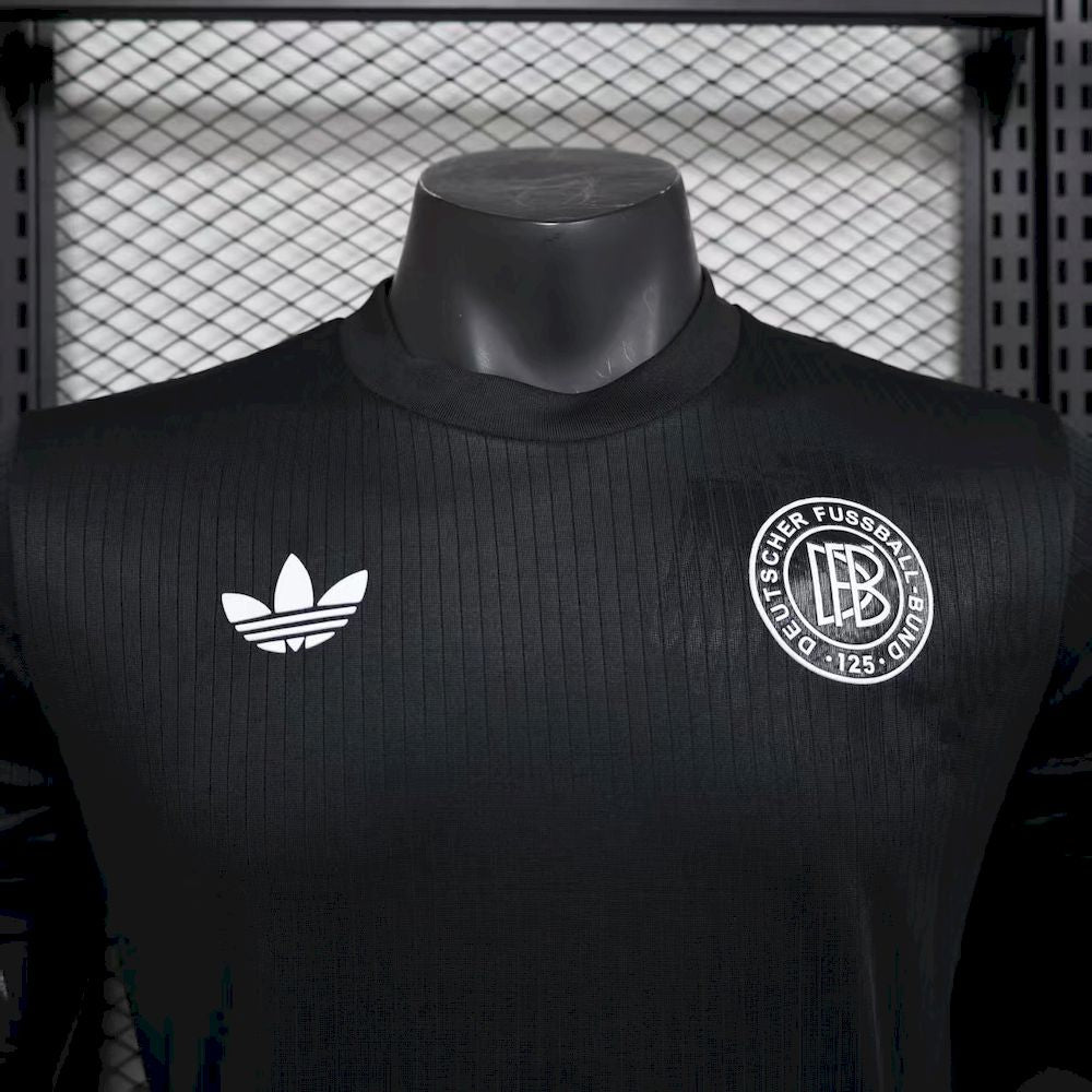 Camisa preta edição especial da Alemanha temporada 2025/26 versão jogador