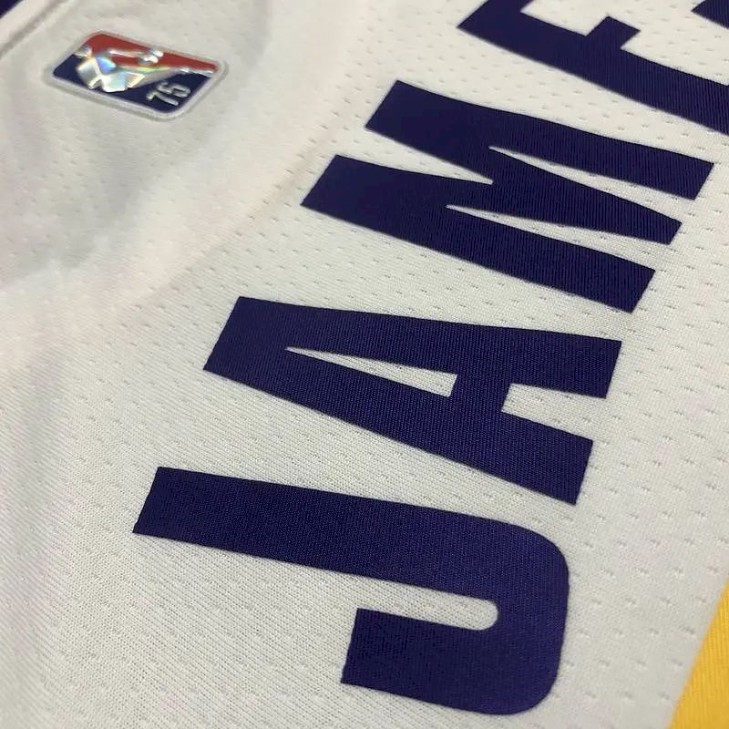 Camisa masculina LeBron James White Team – Edição de 75º aniversário