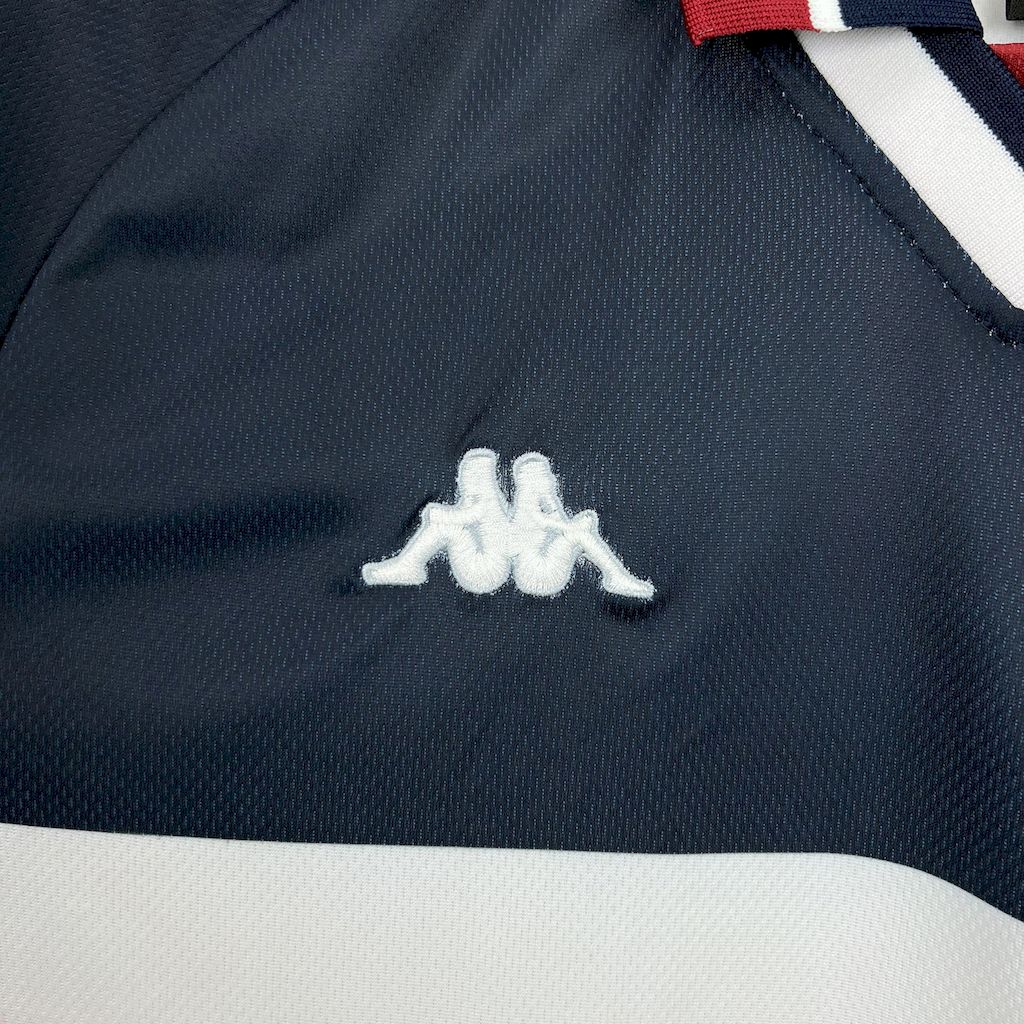 Camisa retrô reserva do Manchester City 1997/98