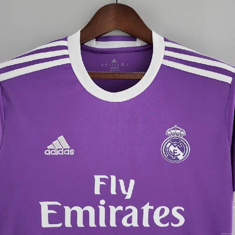 Camisa retrô reserva do Real Madrid 2016/17