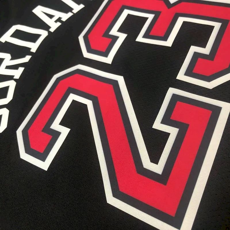 Camisa Michael Jordan Masculina Preta Versão Jogador – Edição Clássica