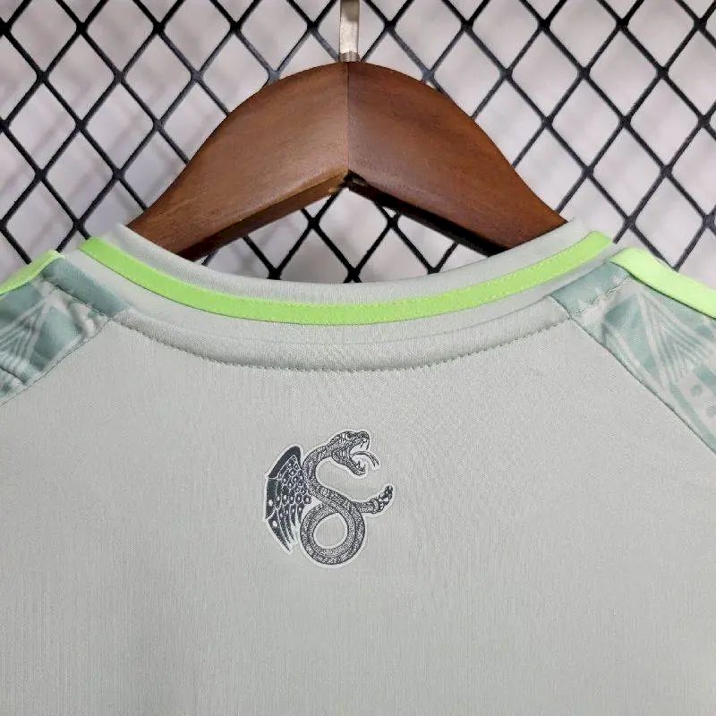 Kit reserva infantil do México 2023/24