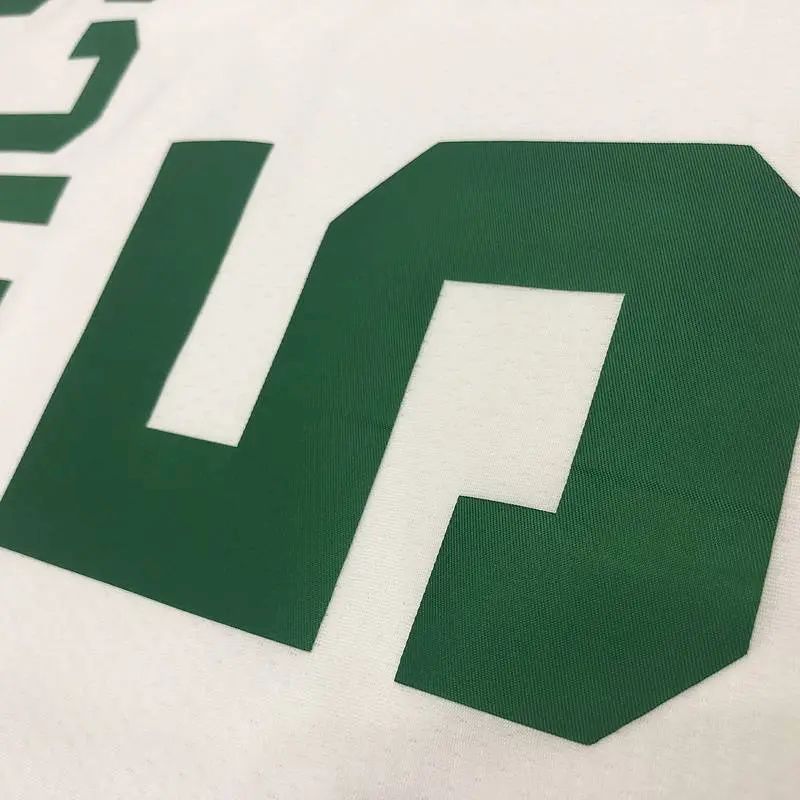 Camisa Kevin Garnett Branca Masculina Versão Jogador - Edição Associação