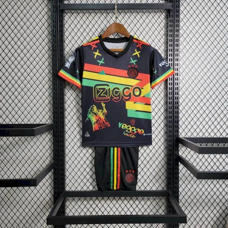 Kit Infantil Edição Especial Ajax 2023/24