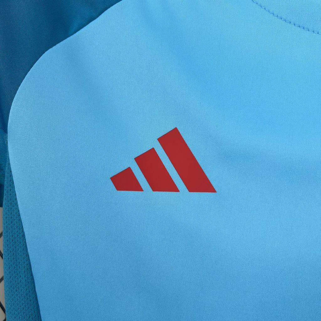 Camisa feminina pré-jogo do Flamengo 2025/26