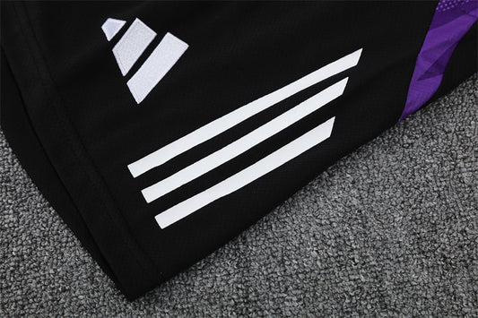 Camisa e short infantil de treino do Real Madrid 2024/25 14001