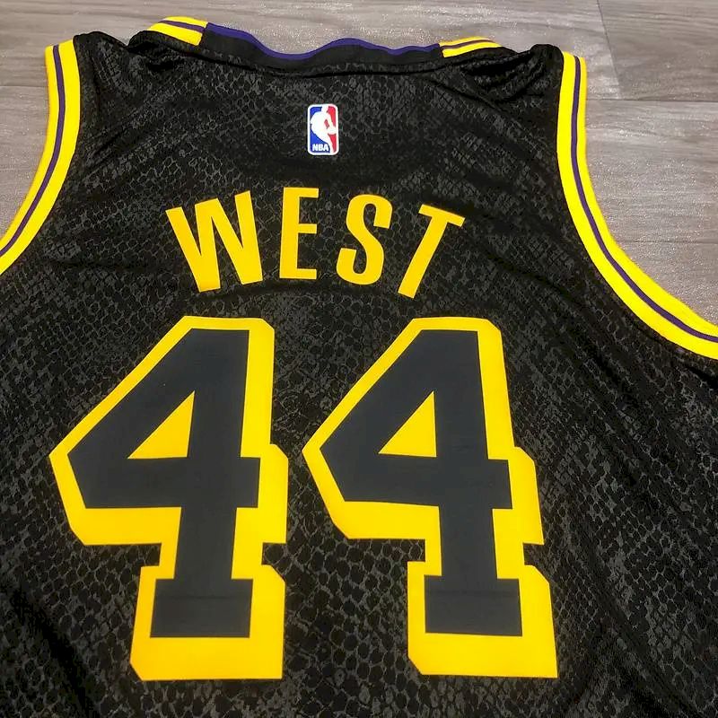 Camisa masculina Earvin Johnson Black Mamba versão jogador