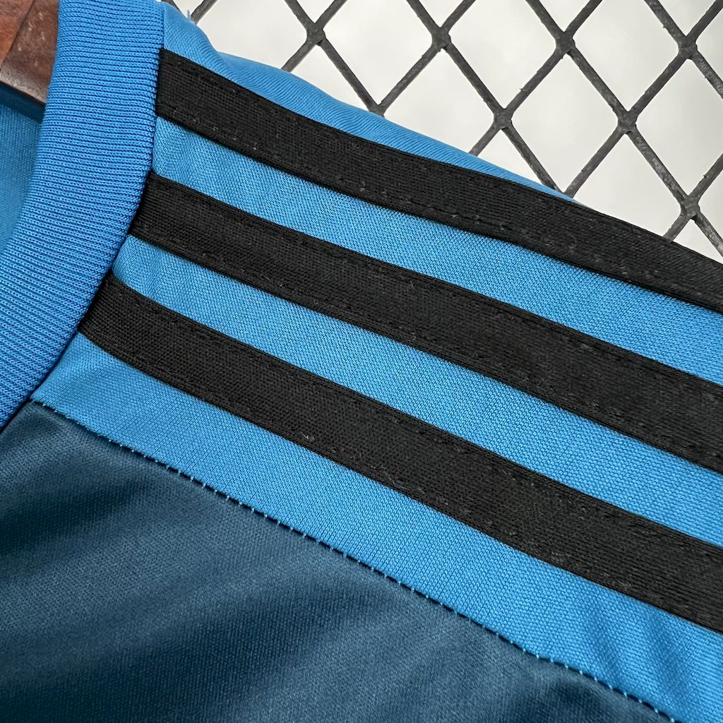 Camisa Retro Terceiro Real Madrid 2017/18