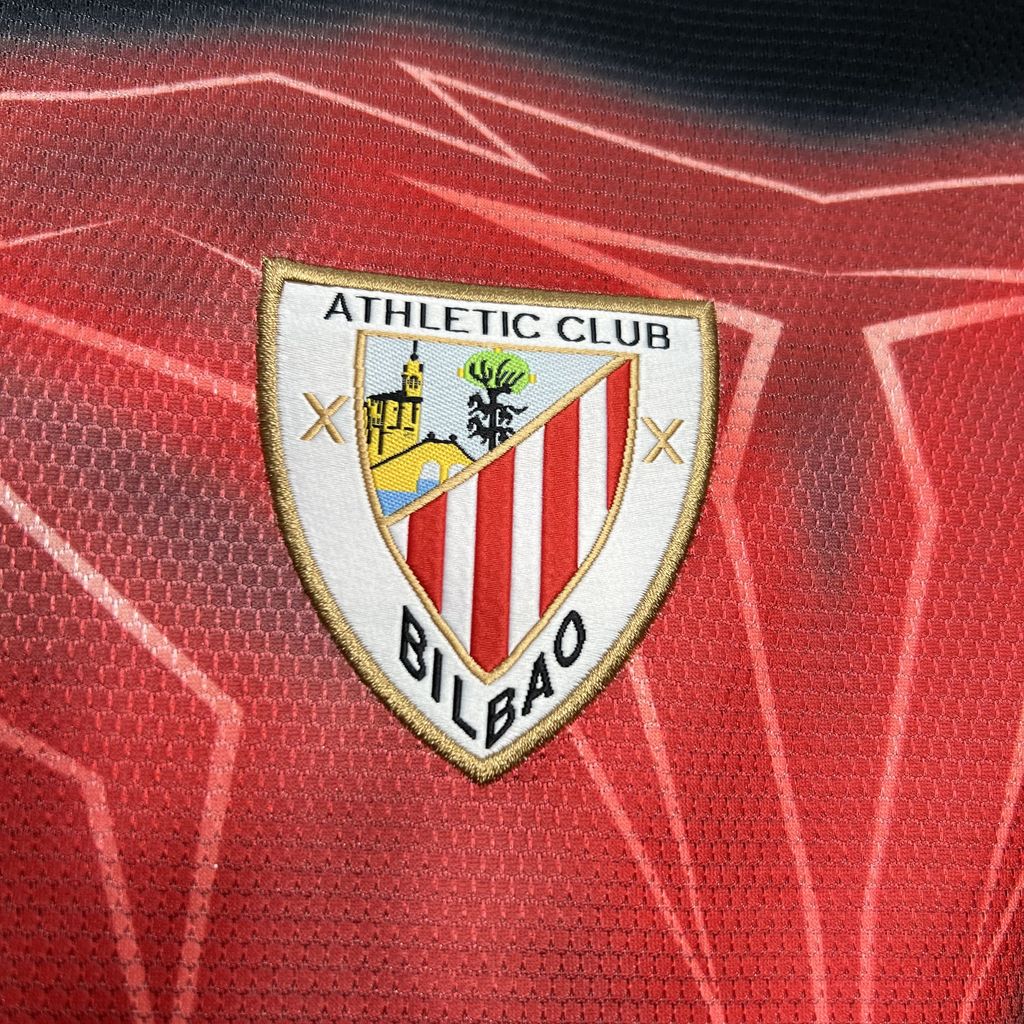 Camisa de treino pré-jogo do Sevilla 2024/25