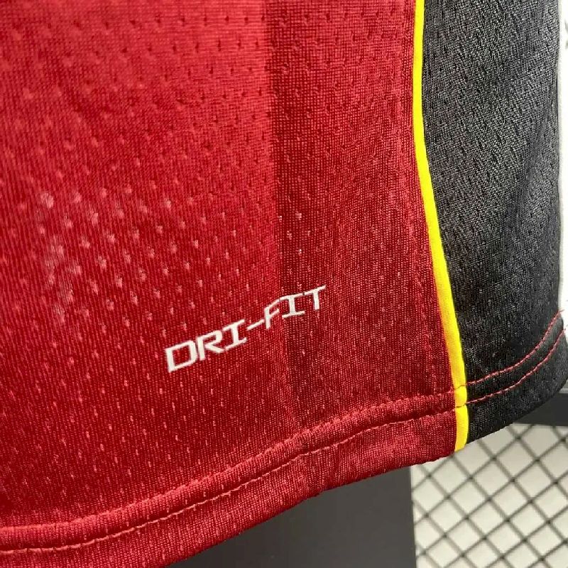 Camisa vermelha masculina do LeBron James – Edição Statement