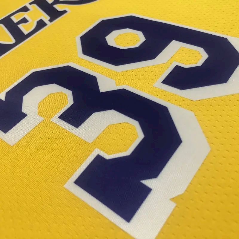 Camisa amarela masculina Dwight Howard – Edição de 75º aniversário