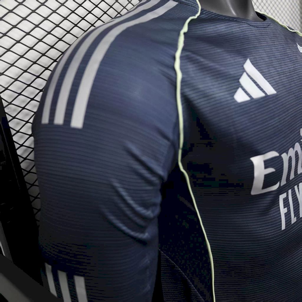Real Madrid 2025/26 Away Long Sleeves Jersey Player Version