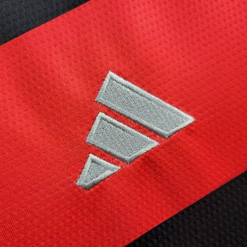 Camisa titular do Flamengo 2024/25