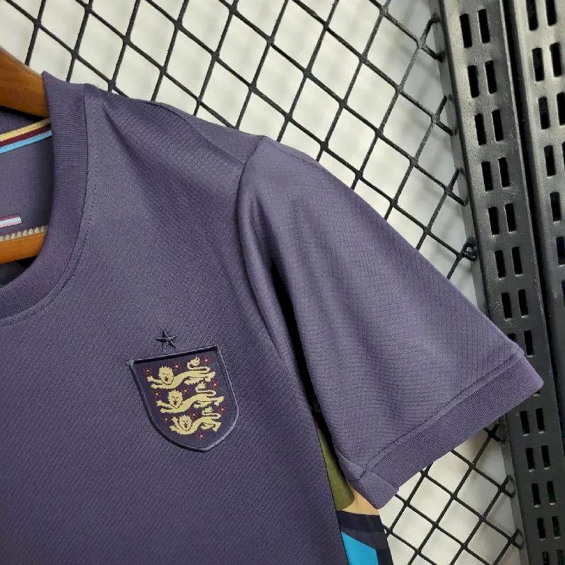 Uniforme reserva infantil da Inglaterra para a Eurocopa 2024/25