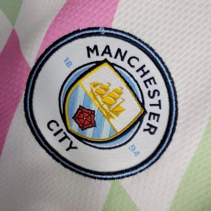 Camisa branca de treino pré-jogo do Manchester City 2023/24