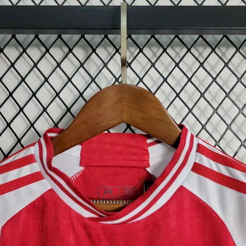 Kit Infantil Ajax 2023/24