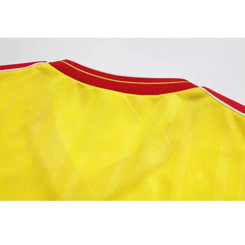 Camisa retrô da terceira Copa da Inglaterra do Liverpool 1985/86