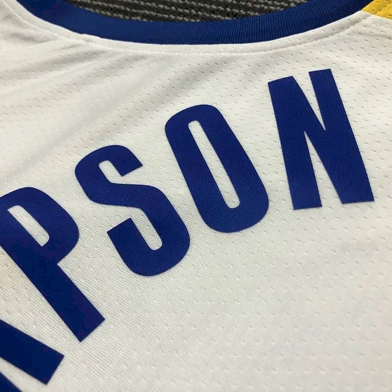 Camisa masculina Klay Thompson branca da equipe – Edição de 75º aniversário
