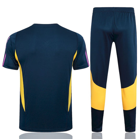 Camisa e calça de treino adulto do Real Madrid 2023/24 815