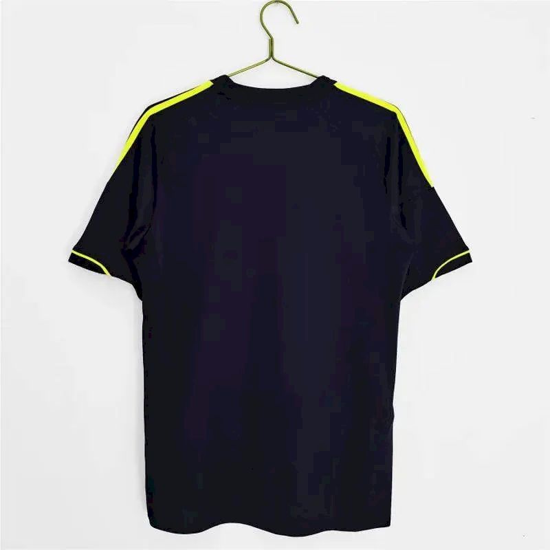 Camisa retrô reserva do Real Madrid 2012/13