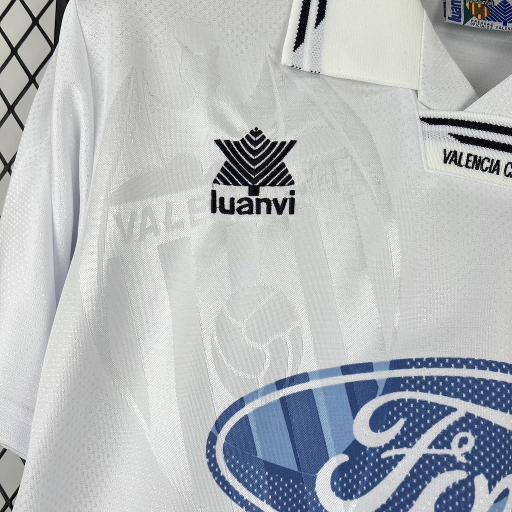Camisa retrô do Valencia CF 1999/00