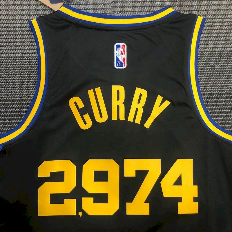 Camisa masculina Stephen Curry 2.974ª de 3 pontos – Edição de 75º aniversário