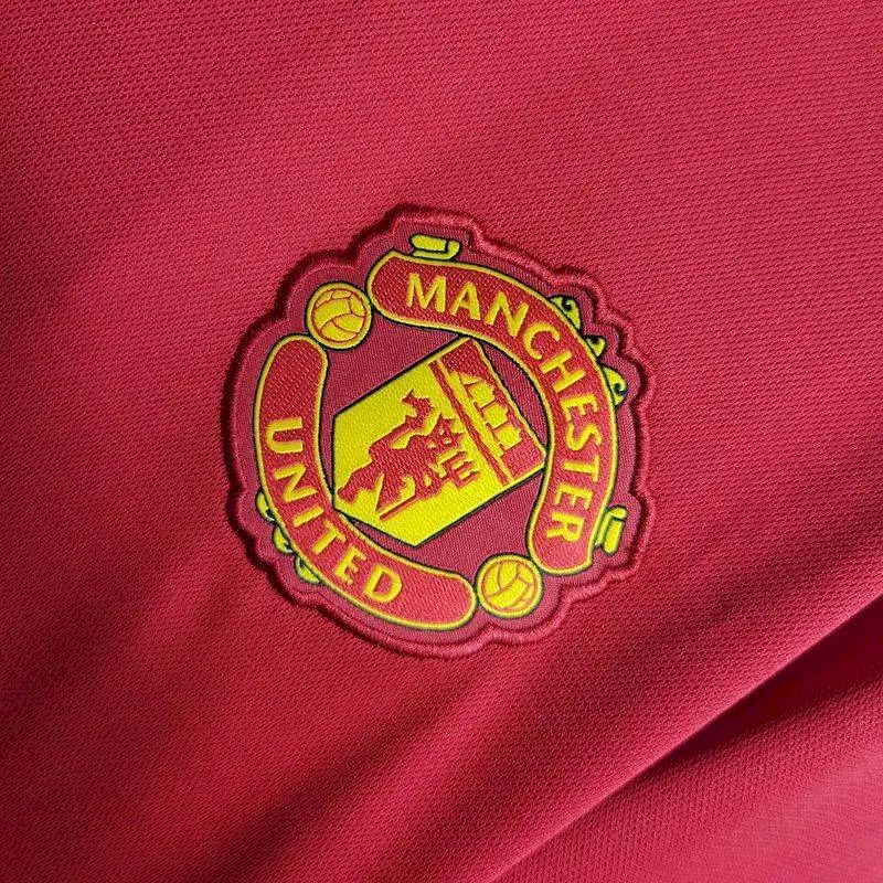Camisa de treino pré-jogo do Manchester United 2023/24