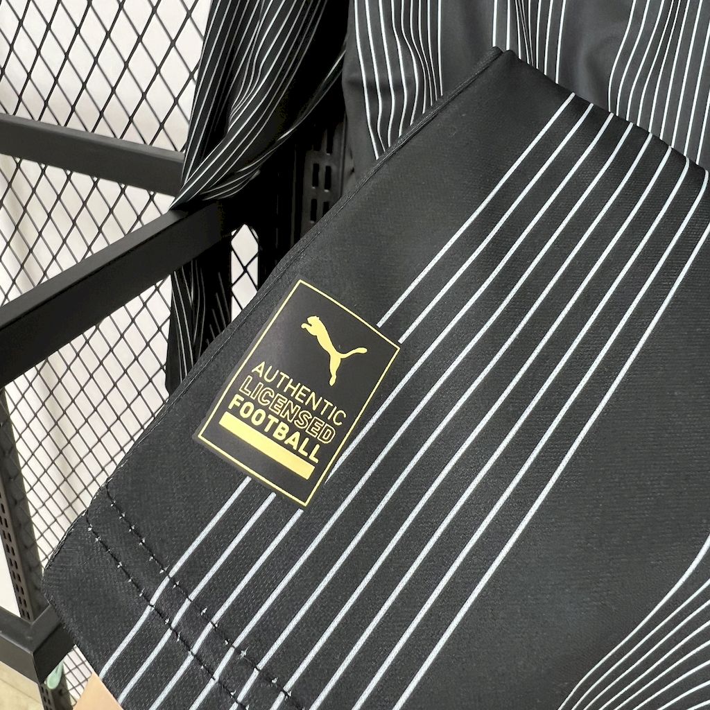 Camisa retrô de mangas compridas Áustria 2024/25 50º