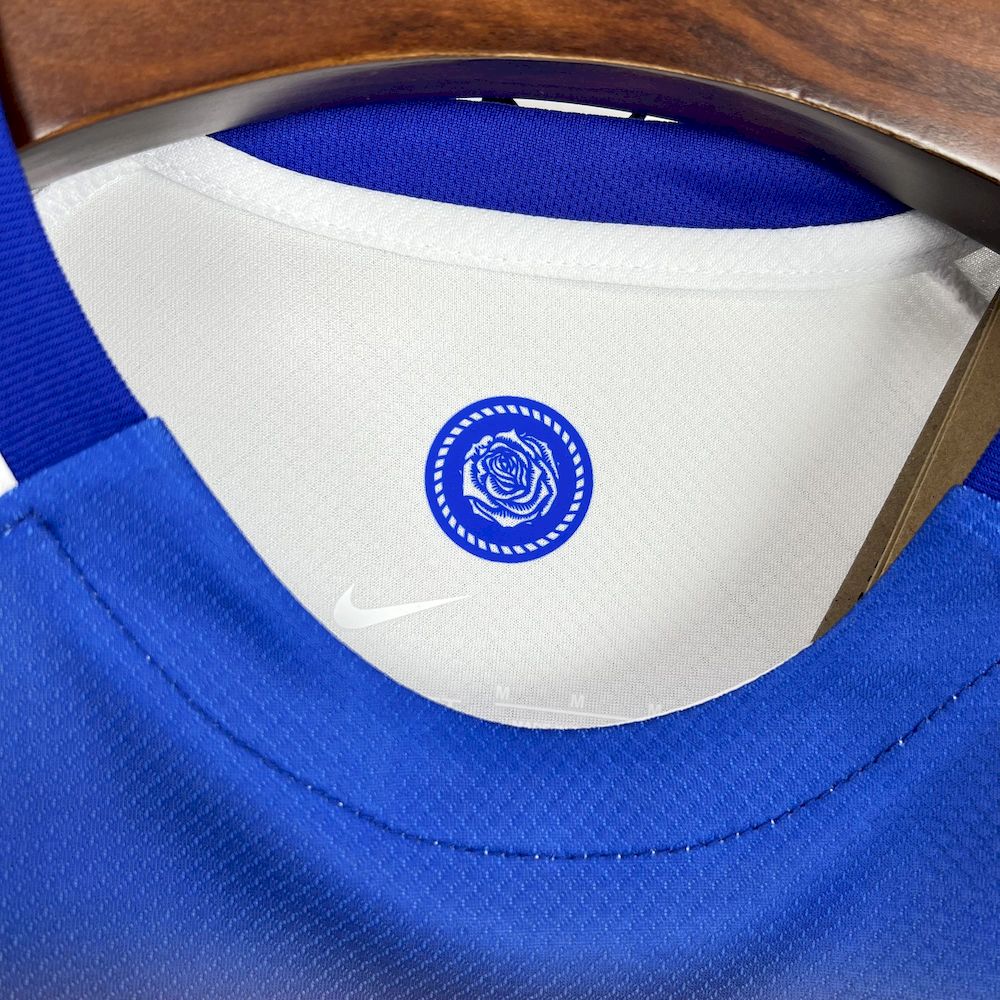 Camisa feminina da Inglaterra para a Eurocopa 2025/26