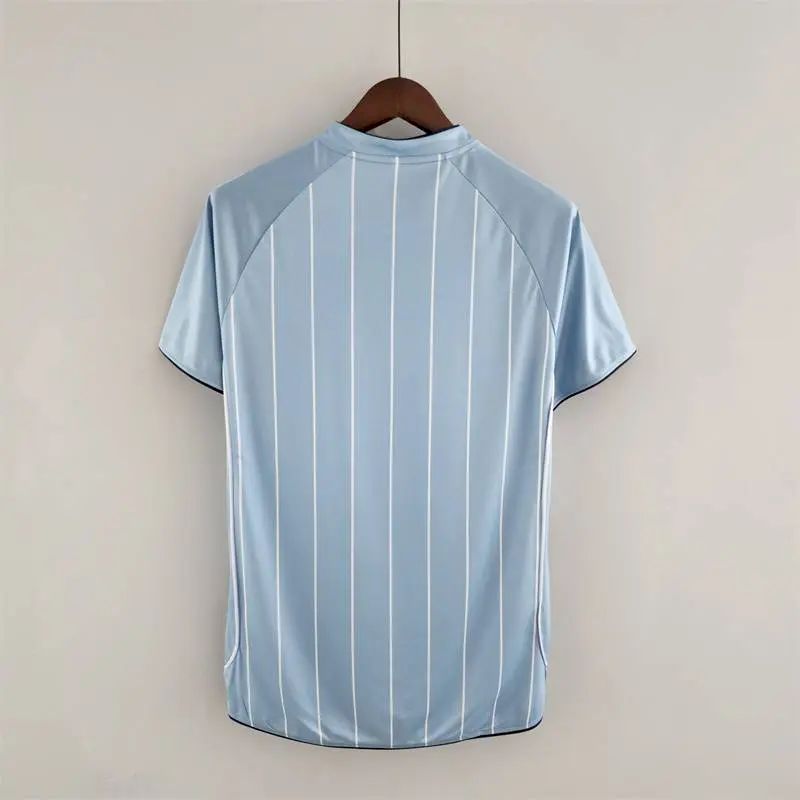 Camisa retrô titular do Manchester City 2008/09