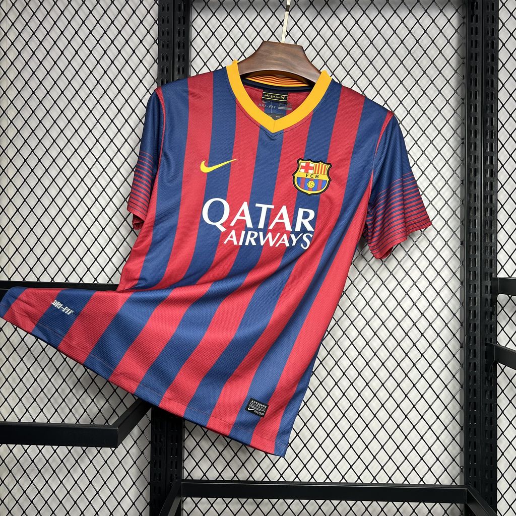 Camisa retrô titular do Barcelona 2013/14